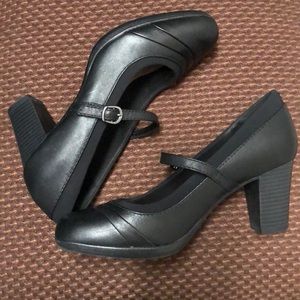 Clark’s Mary Jane Heel
